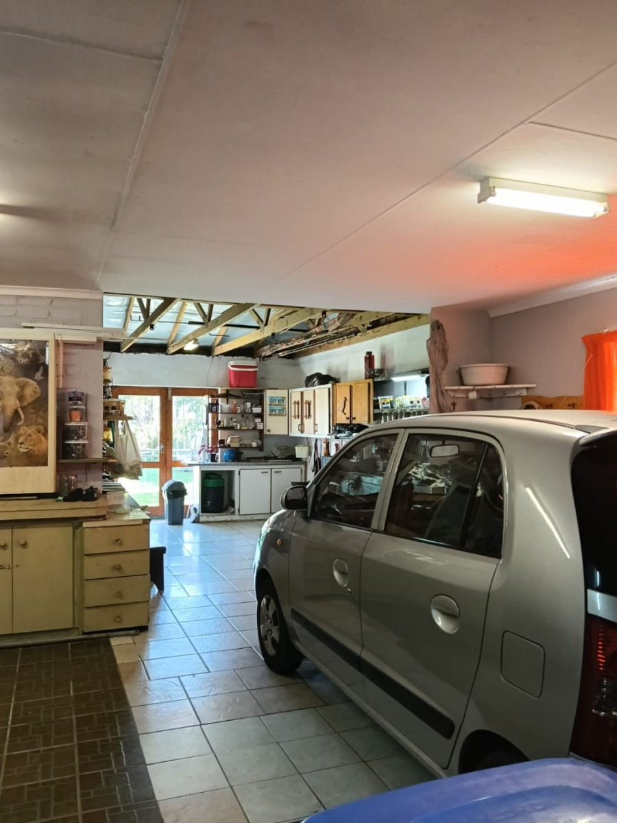 3 Bedroom Property for Sale in Wavecrest Eastern Cape